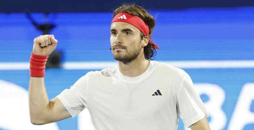 华体会-法国网球队鏖战意大利网球队，西西帕斯绝境逆转